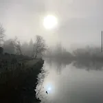 The Grey Tiny Alpesi faház