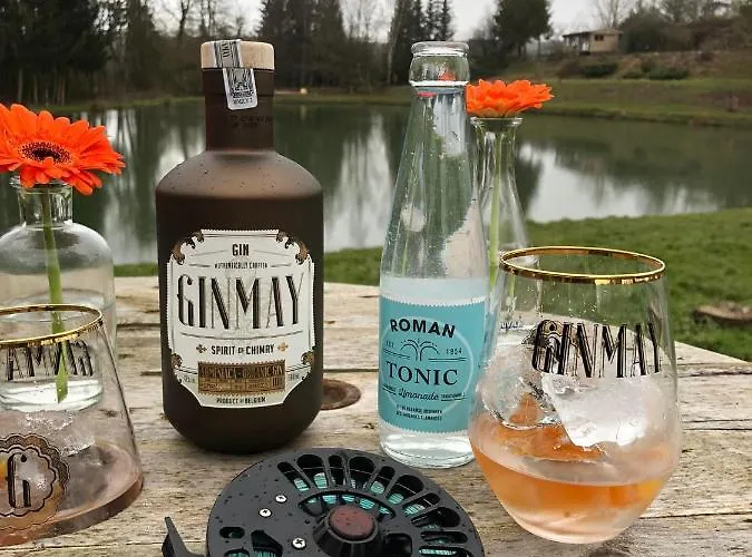 The Grey Tiny Chalet